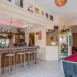 Aparthotel Erato &
