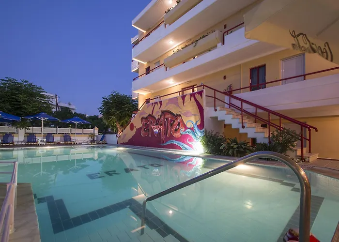 Erato & 3* بلدة كوس