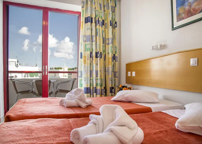 Erato & 3* بلدة كوس