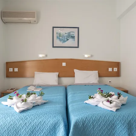 Erato & מלון דירות