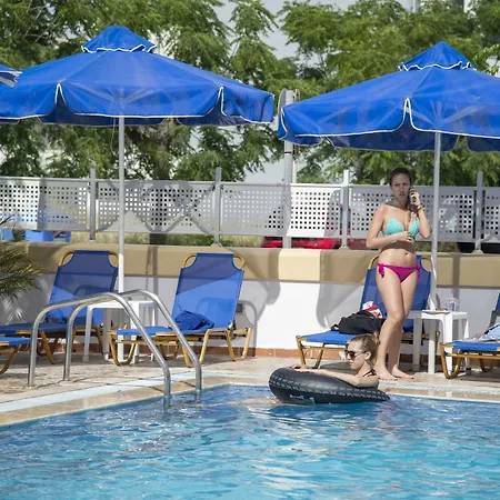 Lejlighedshotel Erato & 3*