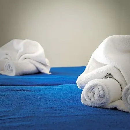 Aparthotel Erato &