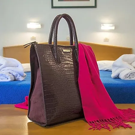Erato & Aparthotel