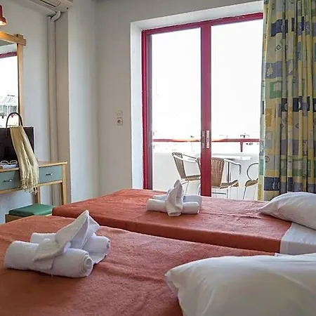 Aparthotel Erato &