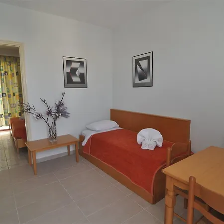 Erato & Lejlighedshotel 3*