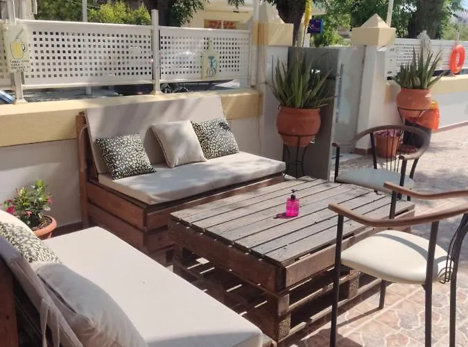 埃拉托公寓式酒店 3* 科斯镇