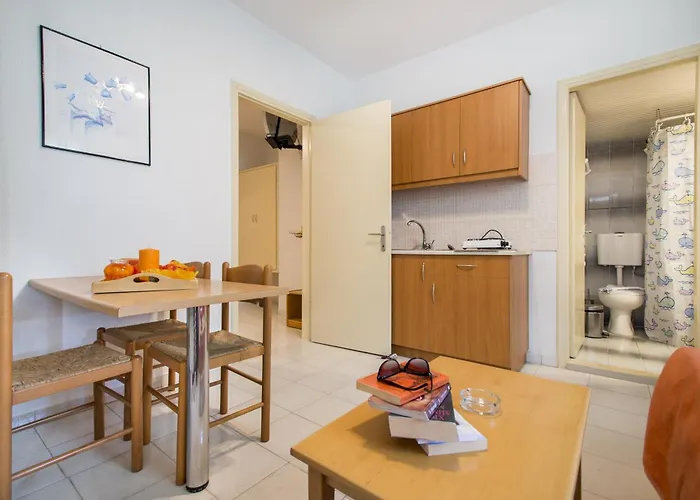 Erato & Hotel apartamentowy 3*