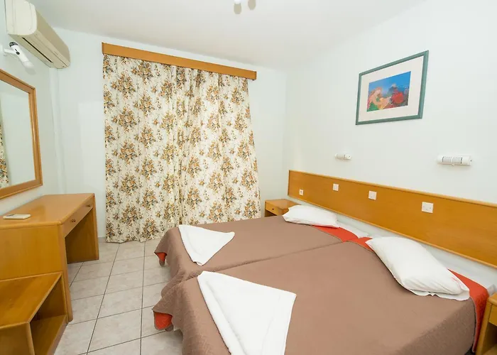 Hotel apartamentowy Erato & 3*