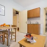 Erato & Apart Otel 3*