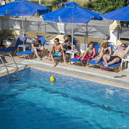 Erato & Апарт-отель 3*