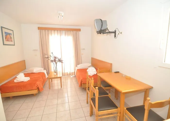 Apartmanhotel Erato & Kosz