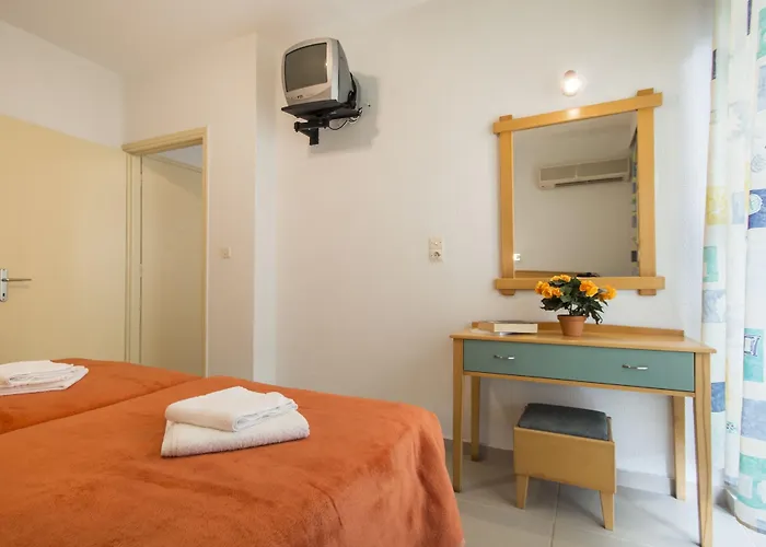 Apartmanhotel Erato & 3*