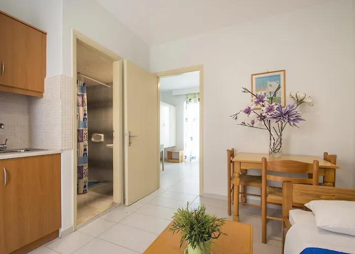 Erato & Apartmanhotel Kosz