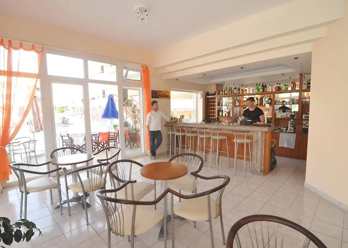 Erato & Apartmanhotel Kosz